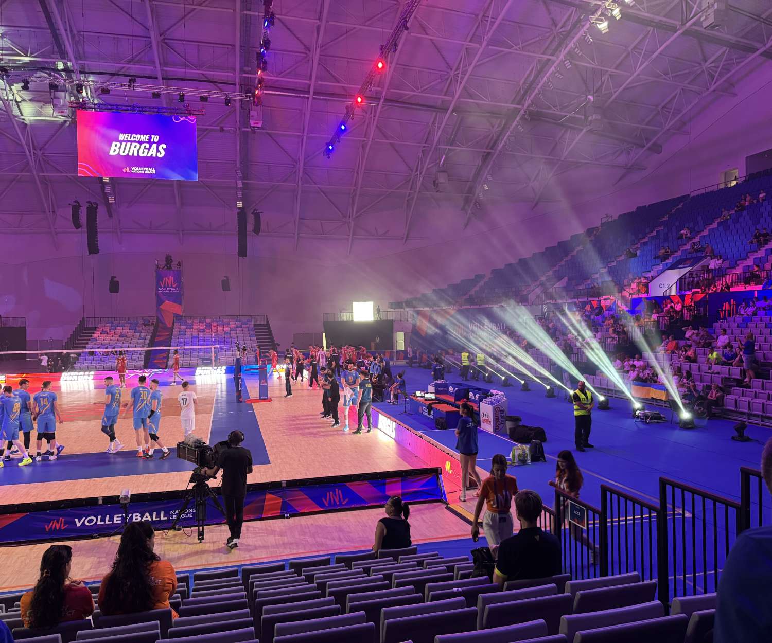 VNL волейбол Лигата Народите брандинг реклама дизайн IMG_8894 Бургас, София